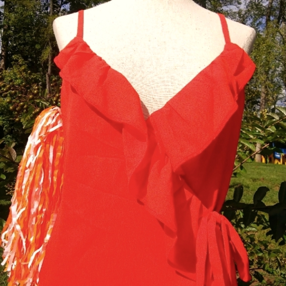 NWT GAMEDAY (OR ANY DAY) DRESS. WRAP AROUND STYLE